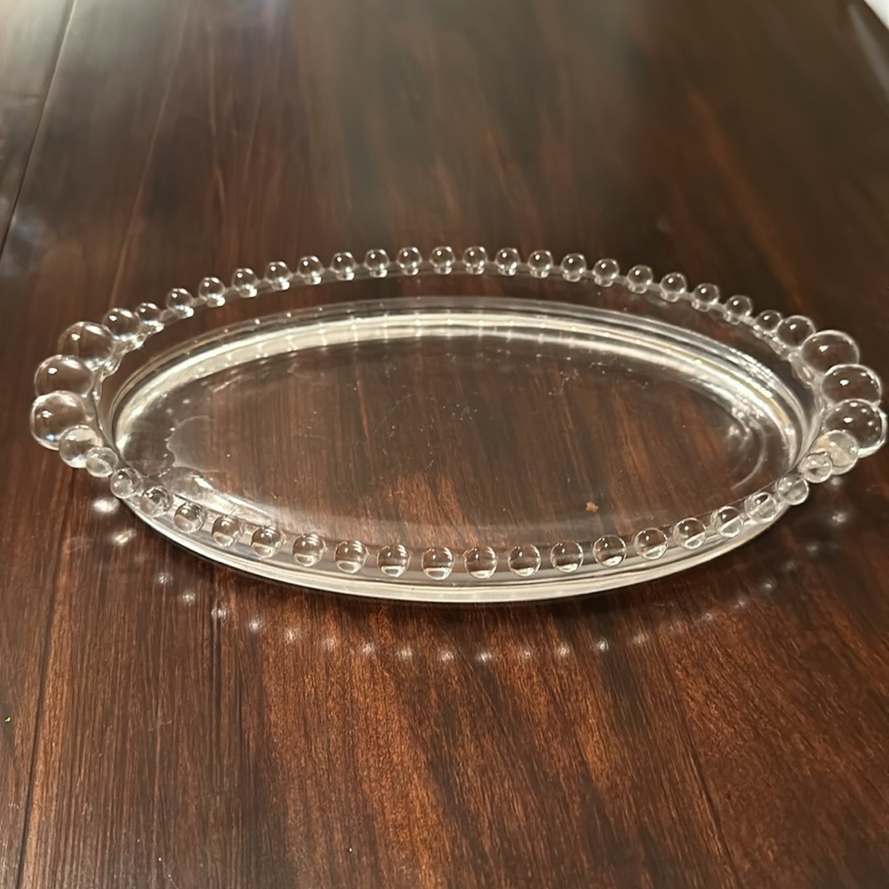 Imperial glass candlewick 9 1/2 inch oval dish/ tray.